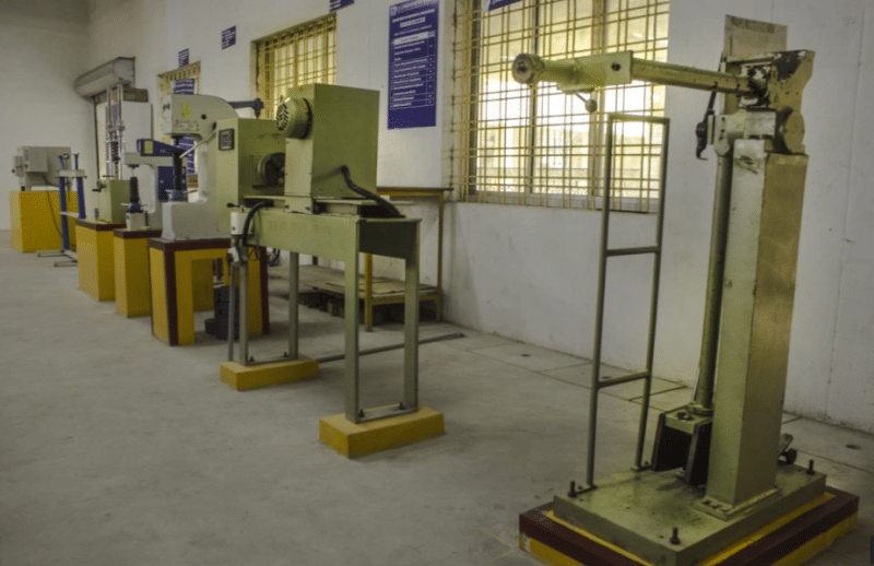 ES Engineering College Villupuram Laboratories photo 4